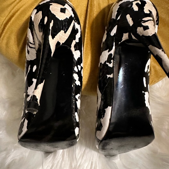 Abstract heels - Picture 4 of 7